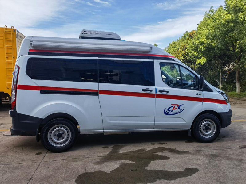 福特V362取樣檢測(cè)車(柴油)